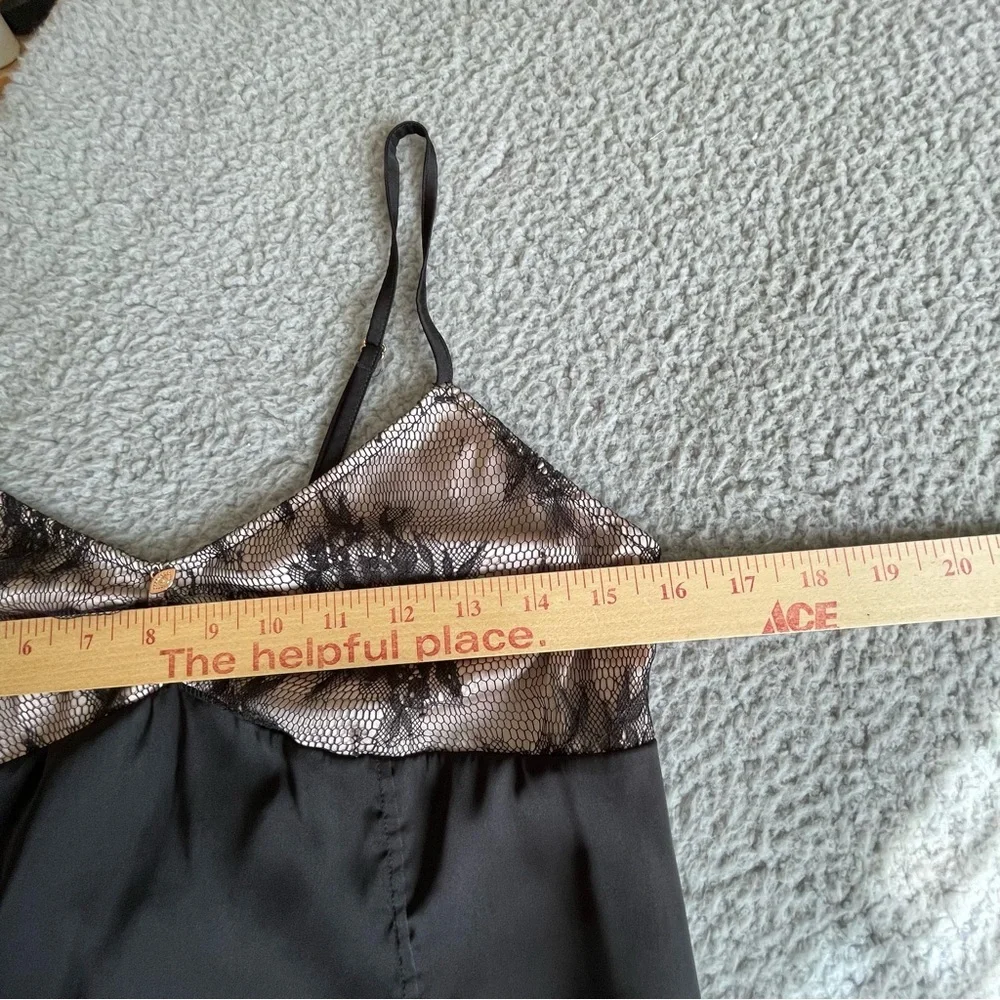 Sofia Intimates Camisole by Sofia Vergara Womens  Small‎ Black Smooth Lace
